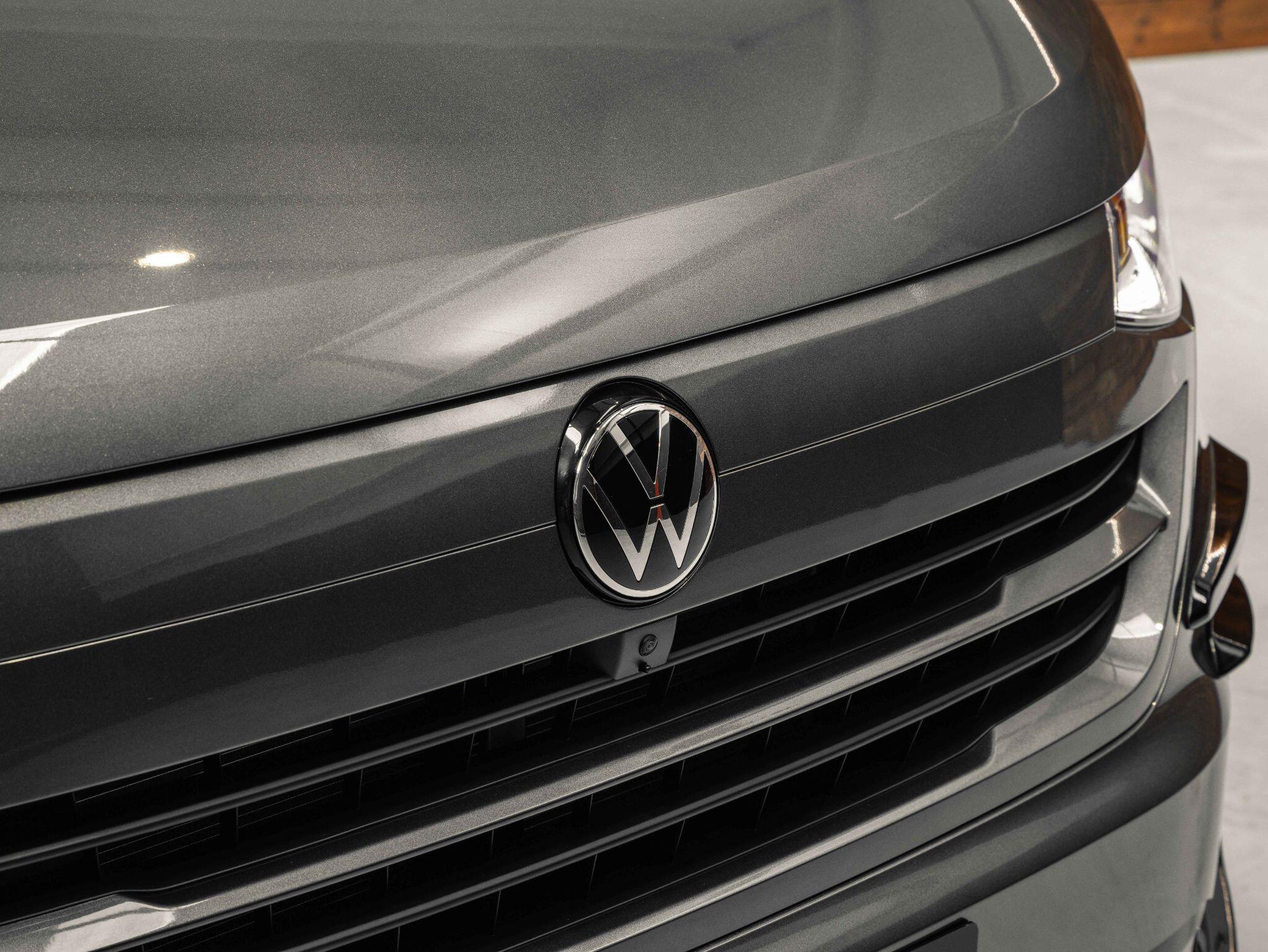 Volkswagen Transporter - Image 31