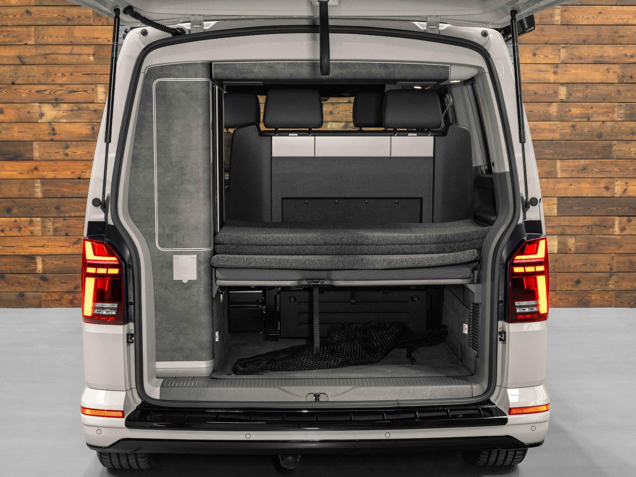 Volkswagen California - Image 36