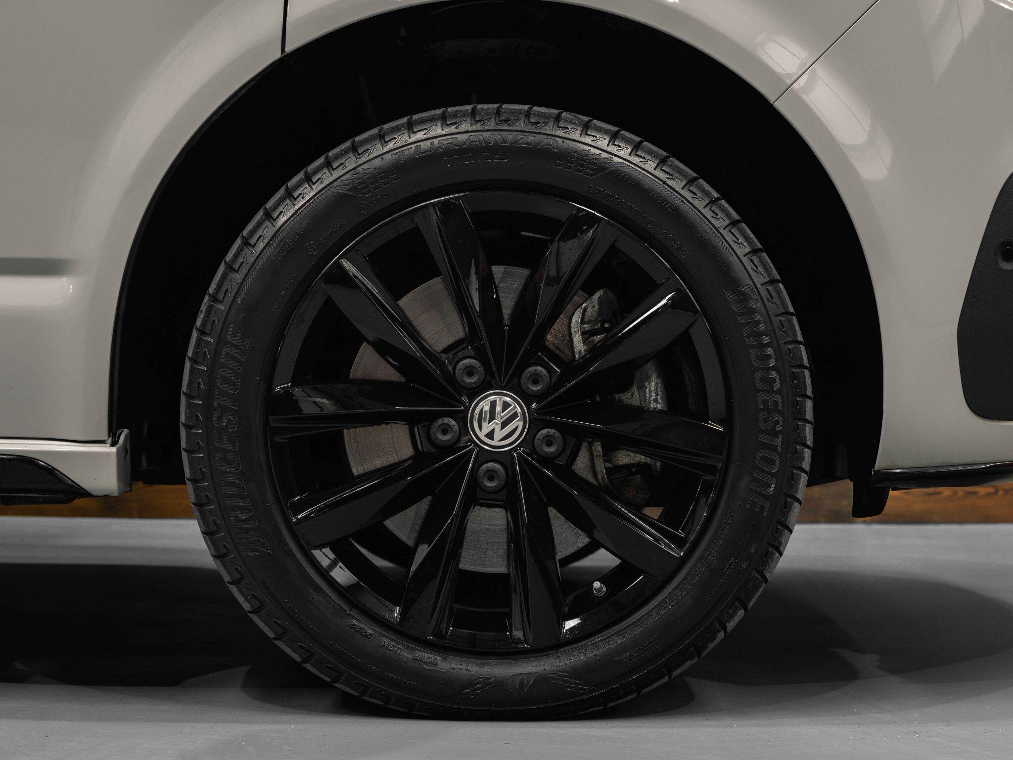 Volkswagen California - Image 22