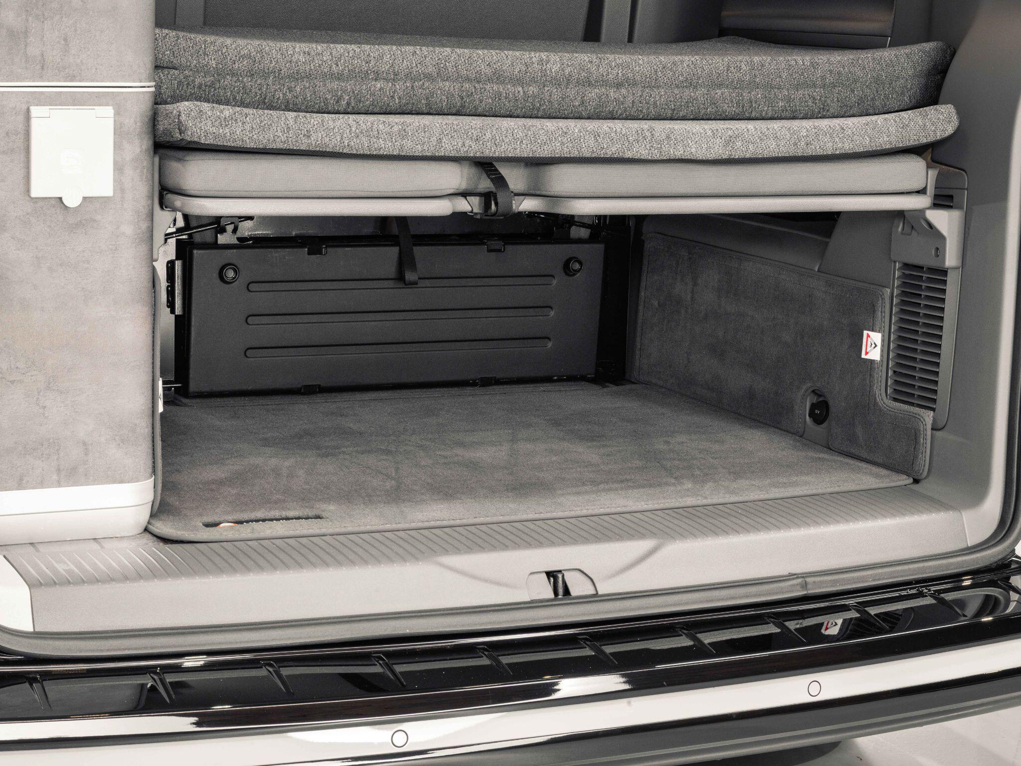 Volkswagen California - Image 37