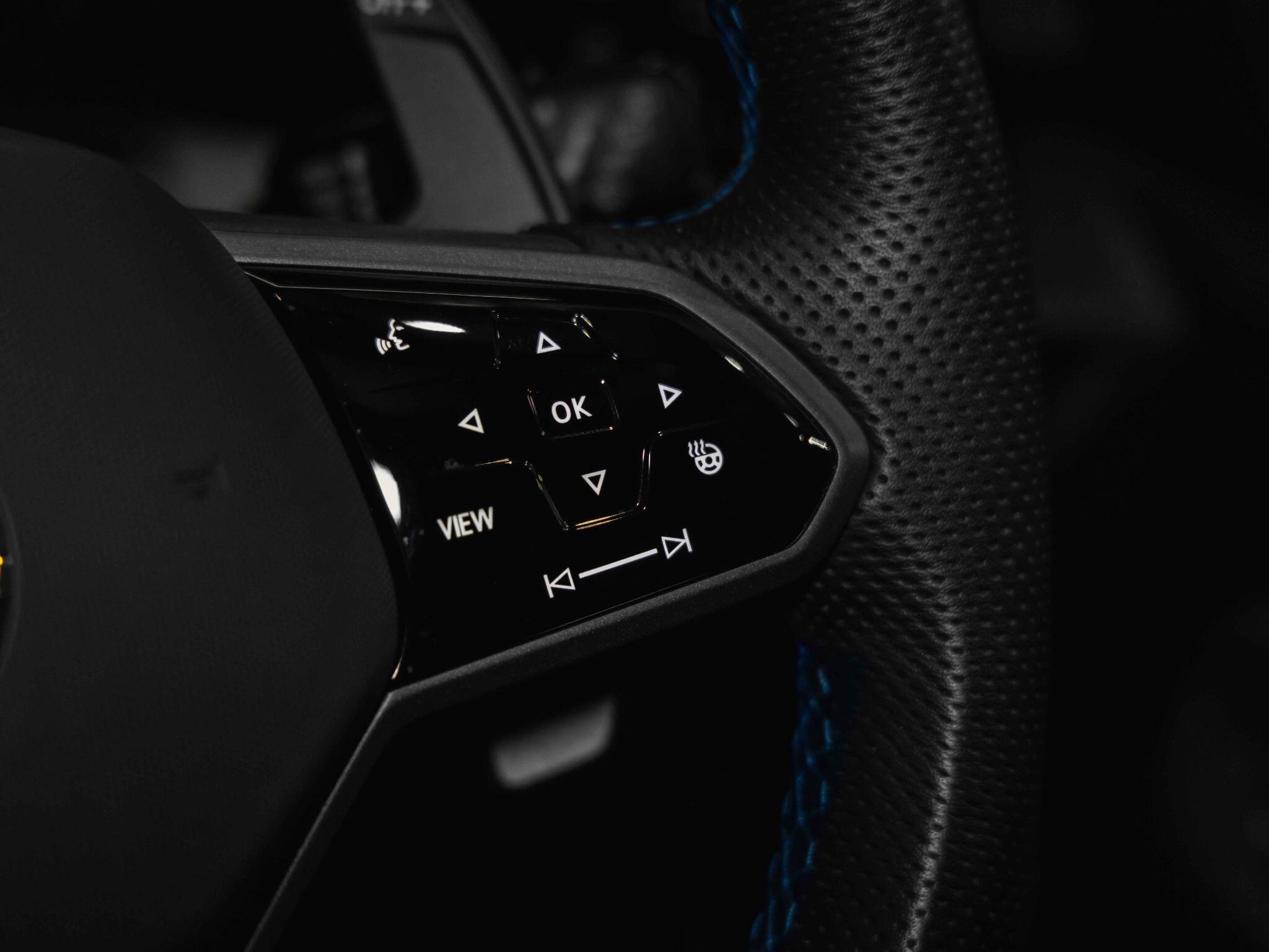 Volkswagen Golf - Image 14