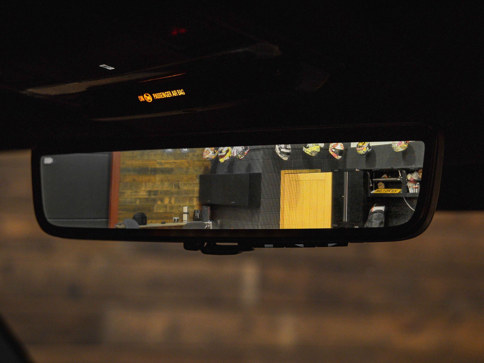 Land Rover Defender 90 - Image 27