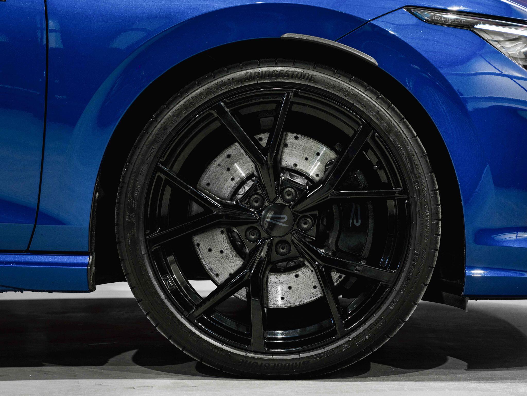 Volkswagen Golf - Image 19