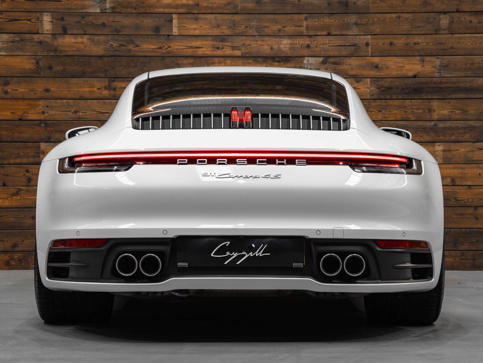 Porsche 911 - Image 4