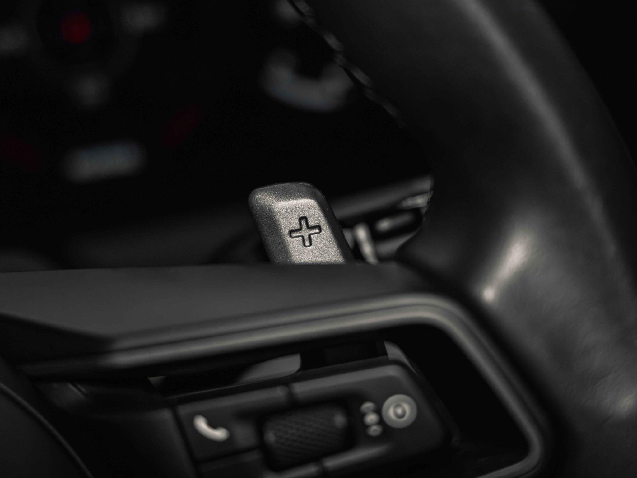 Porsche 911 - Image 14