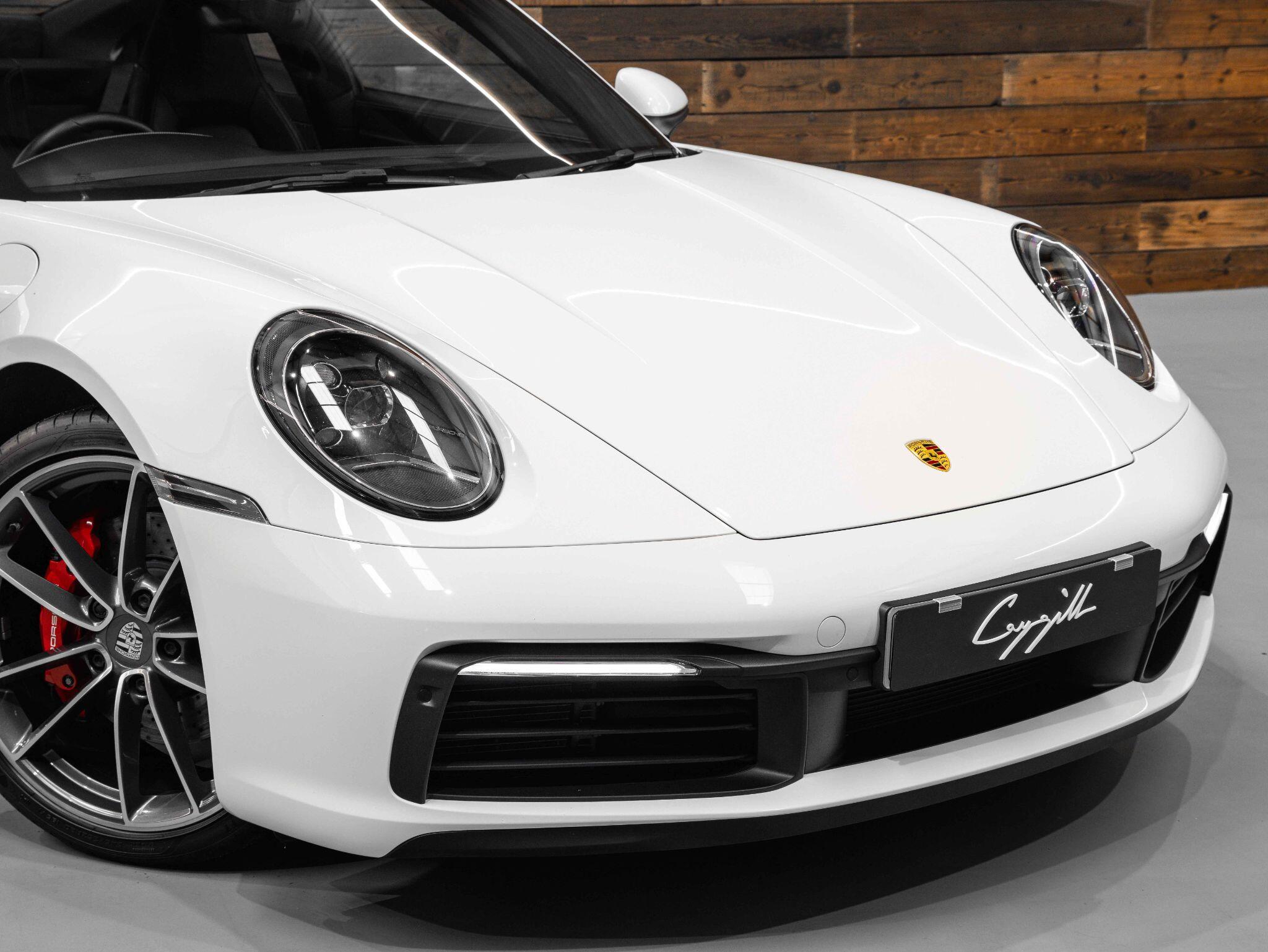 Porsche 911 - Image 29