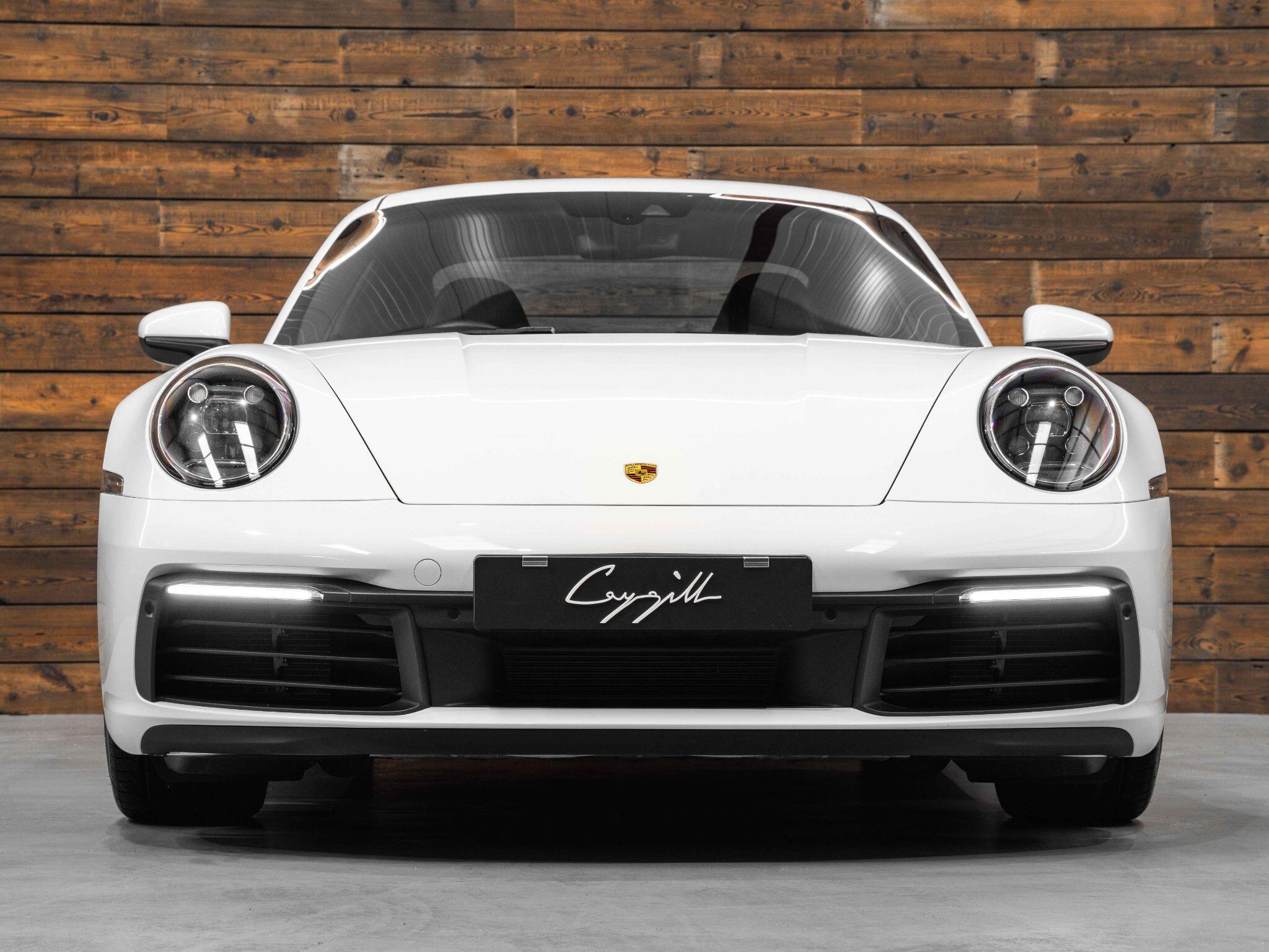 Porsche 911 - Image 2