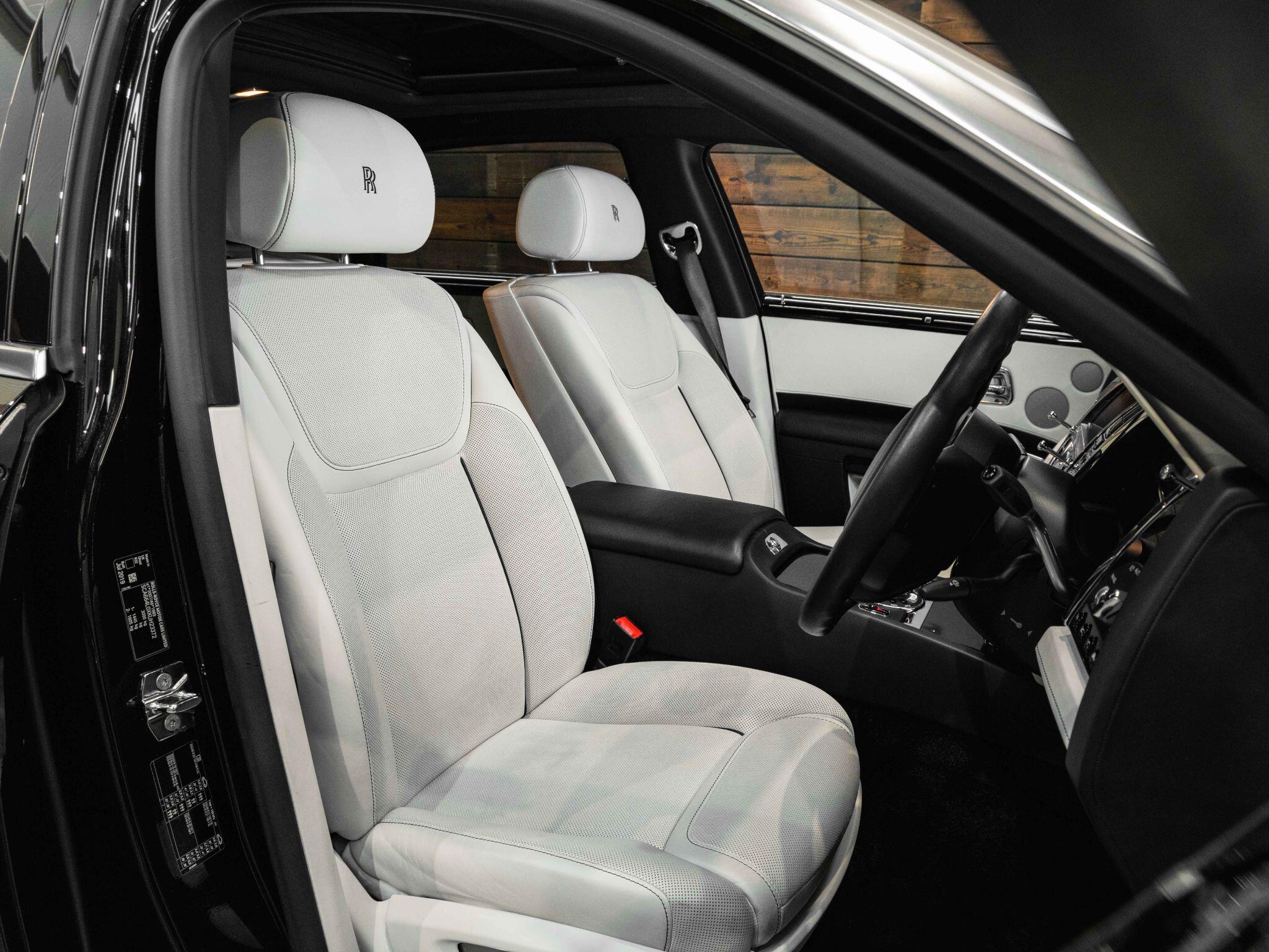 Rolls-Royce Ghost - Image 9