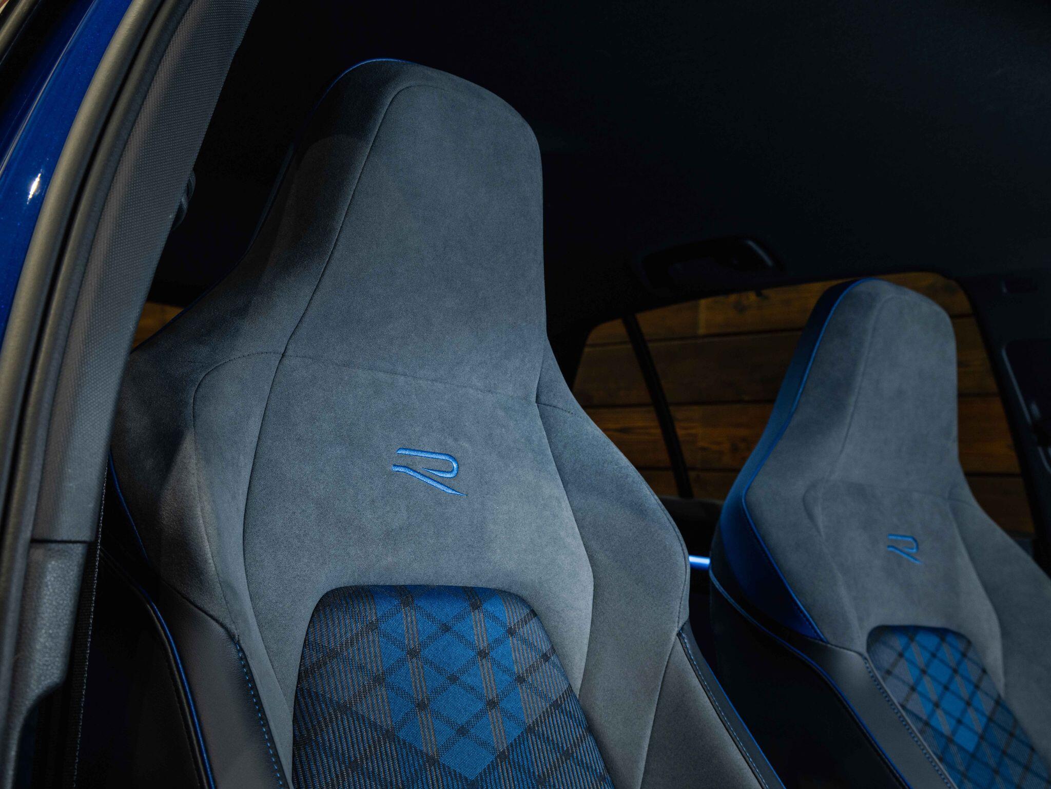 Volkswagen Golf - Image 32