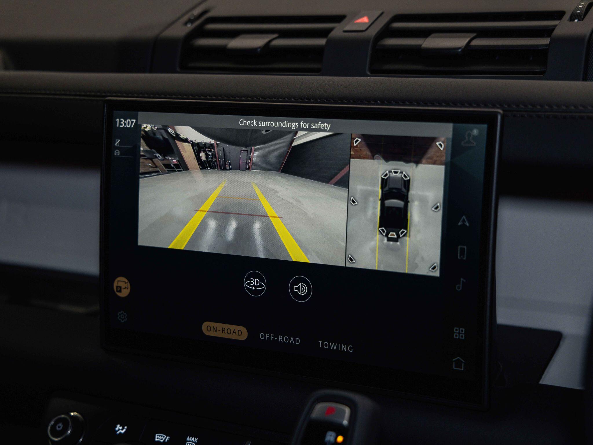 Land Rover Defender 90 - Image 16