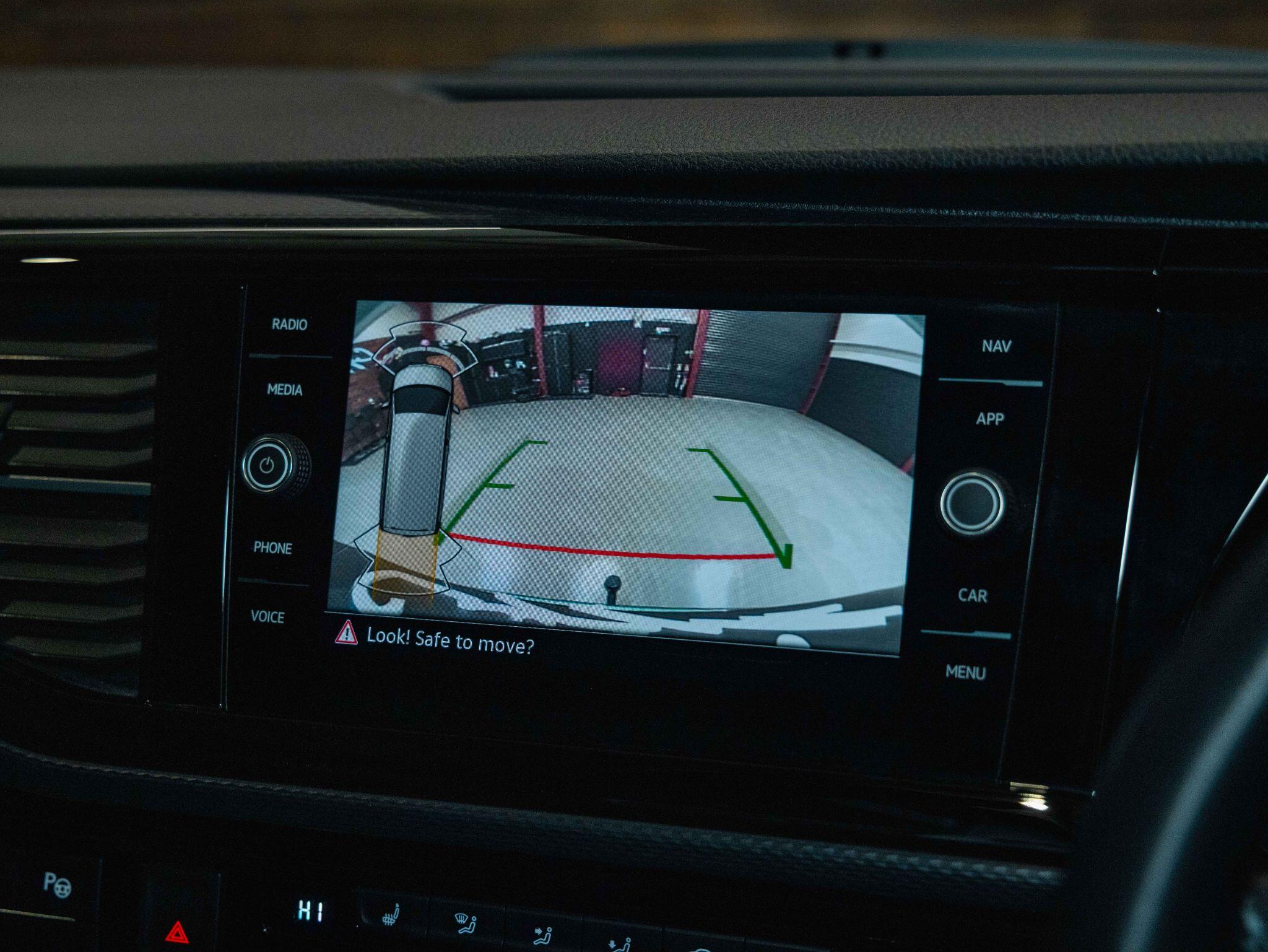 Volkswagen California - Image 21