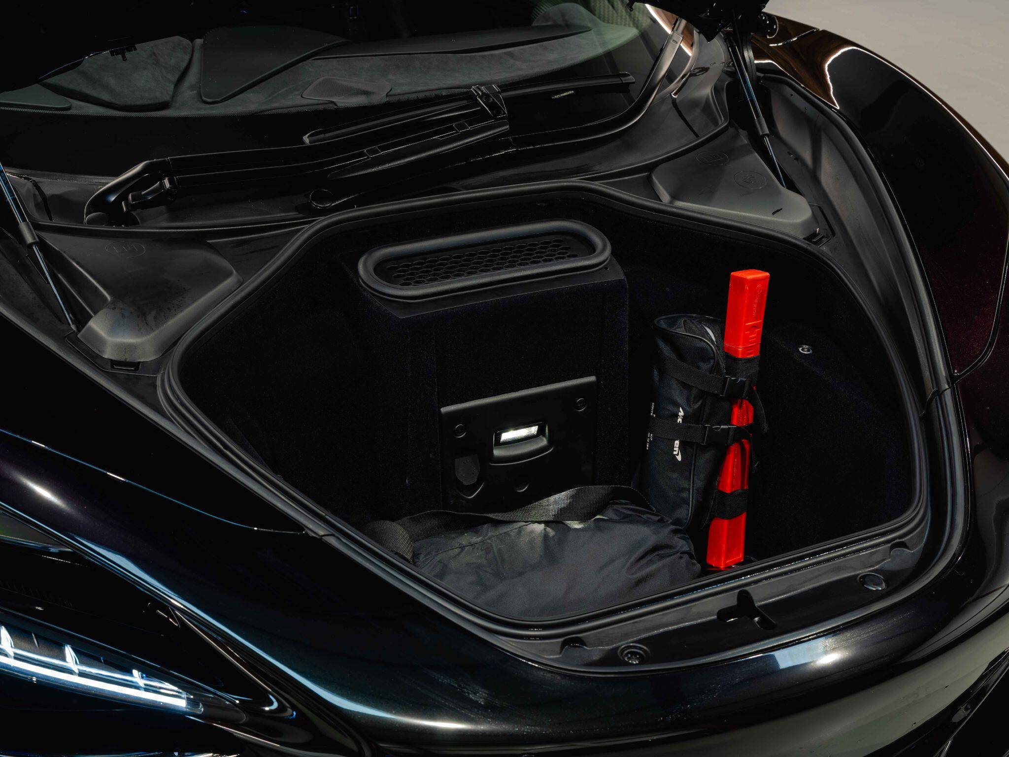 McLaren 720S - Image 31