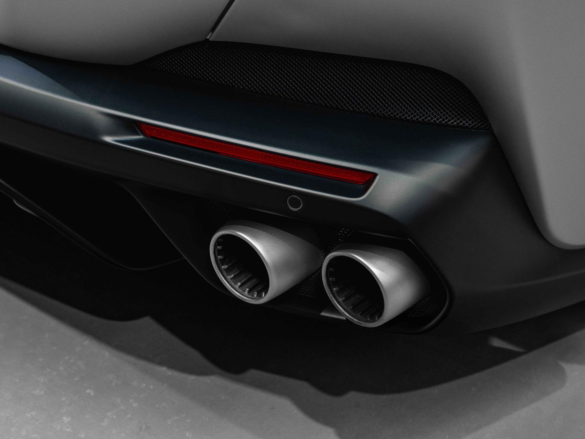 Ferrari Portofino - Image 34