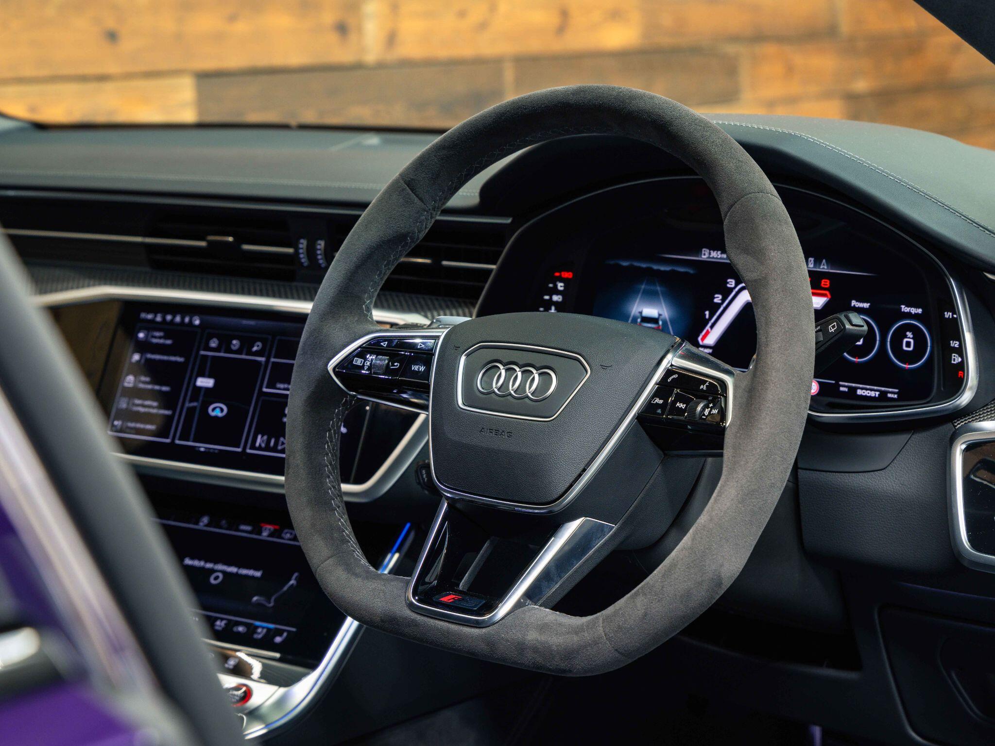Audi RS6 Avant - Image 20