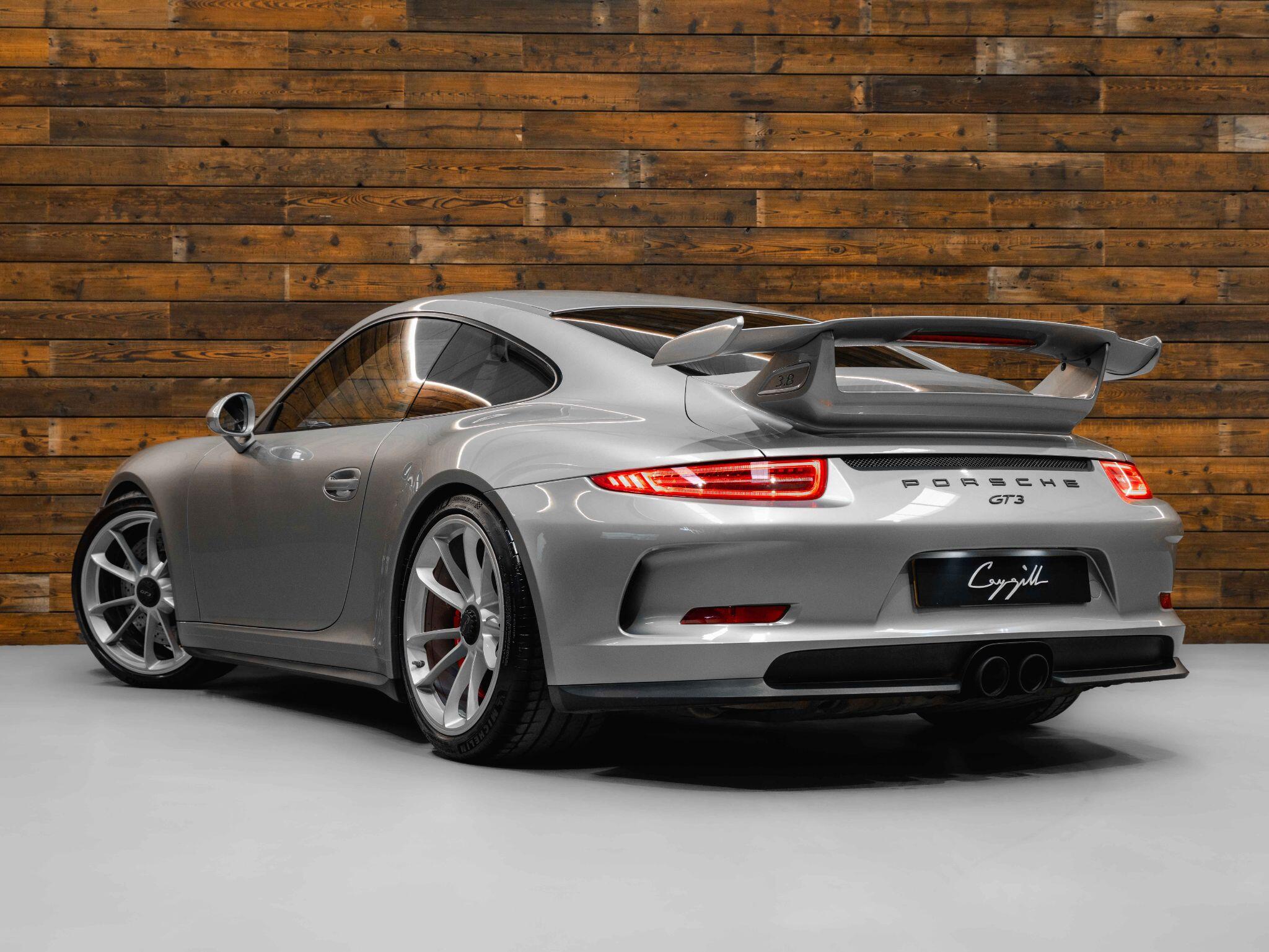 Porsche 911 - Image 3