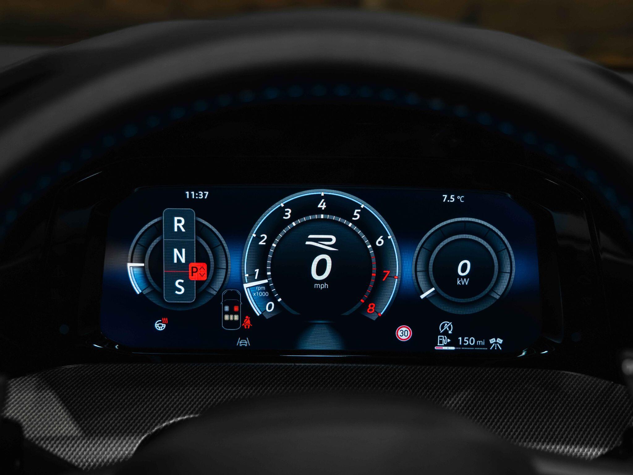 Volkswagen Golf - Image 19