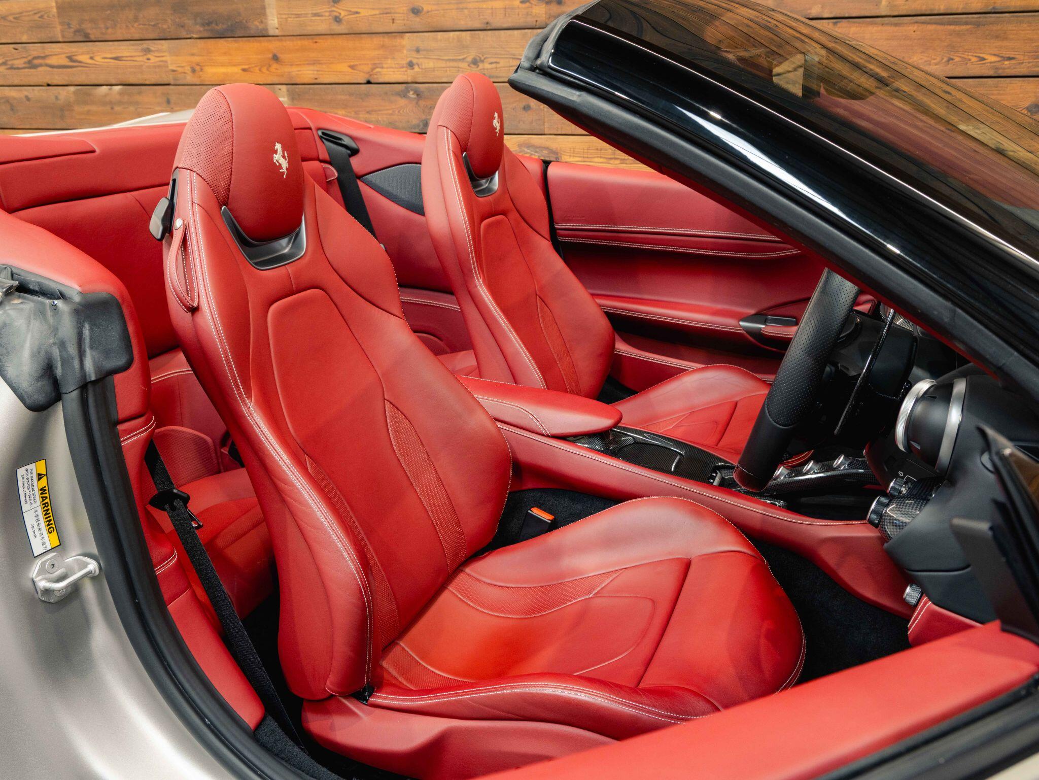 Ferrari Portofino - Image 13