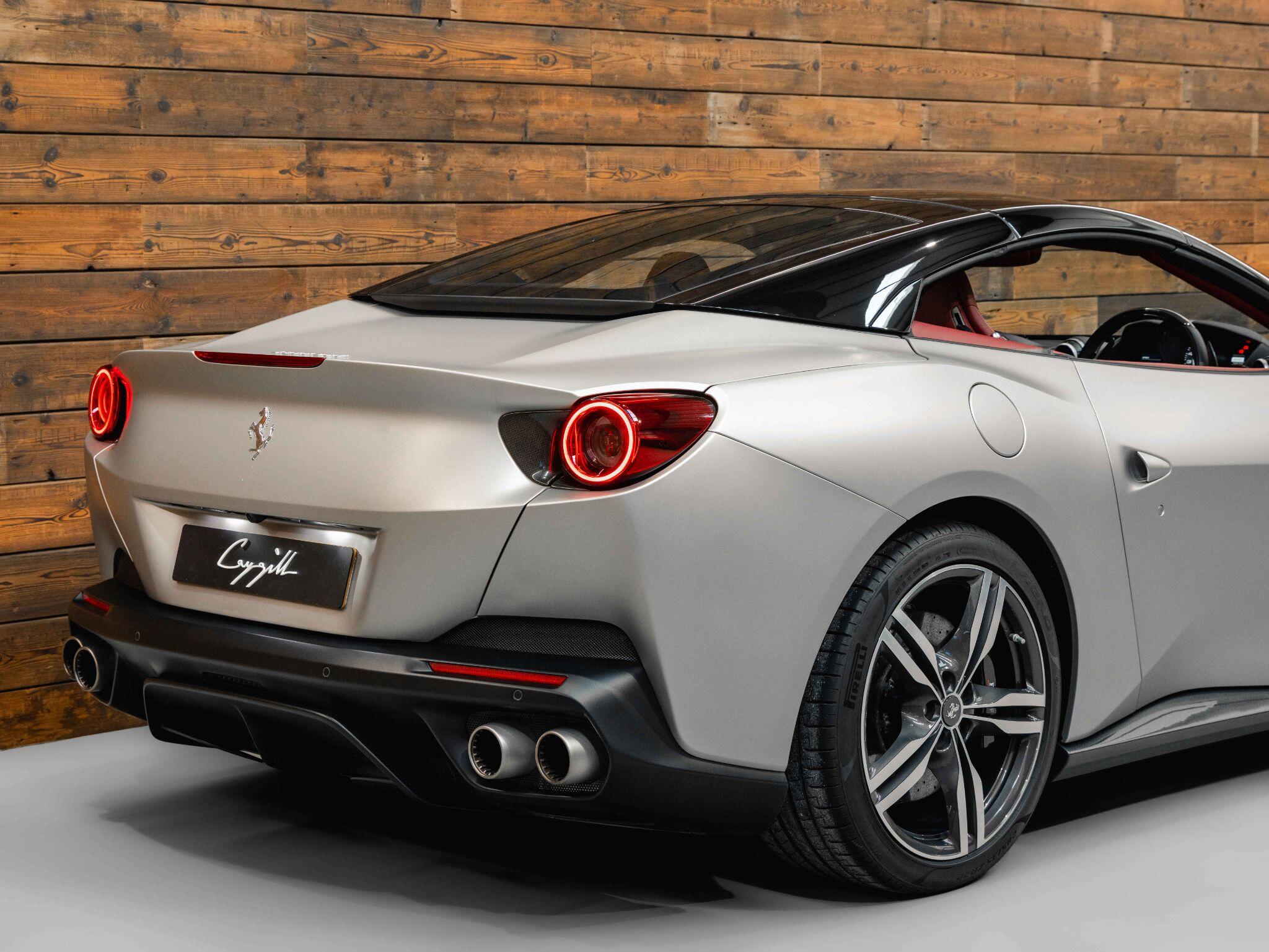 Ferrari Portofino - Image 9