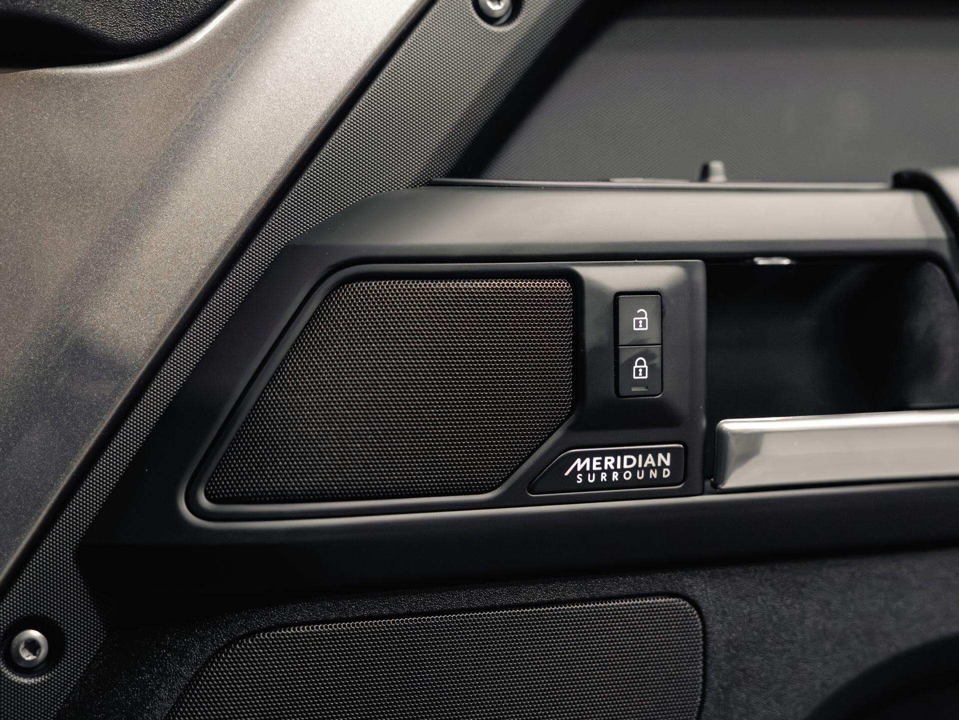Land Rover Defender 90 - Image 15