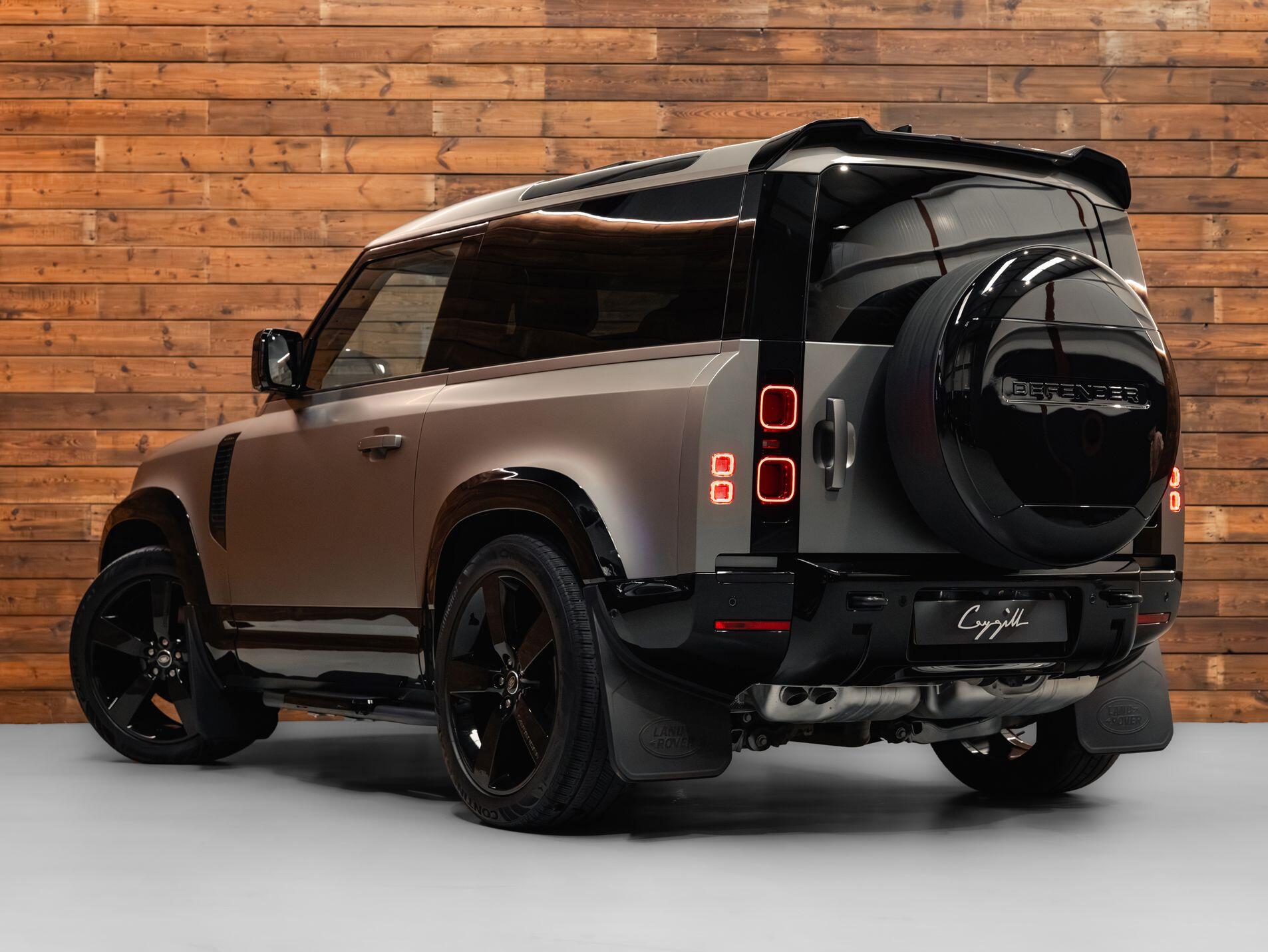 Land Rover Defender 90 - Image 3