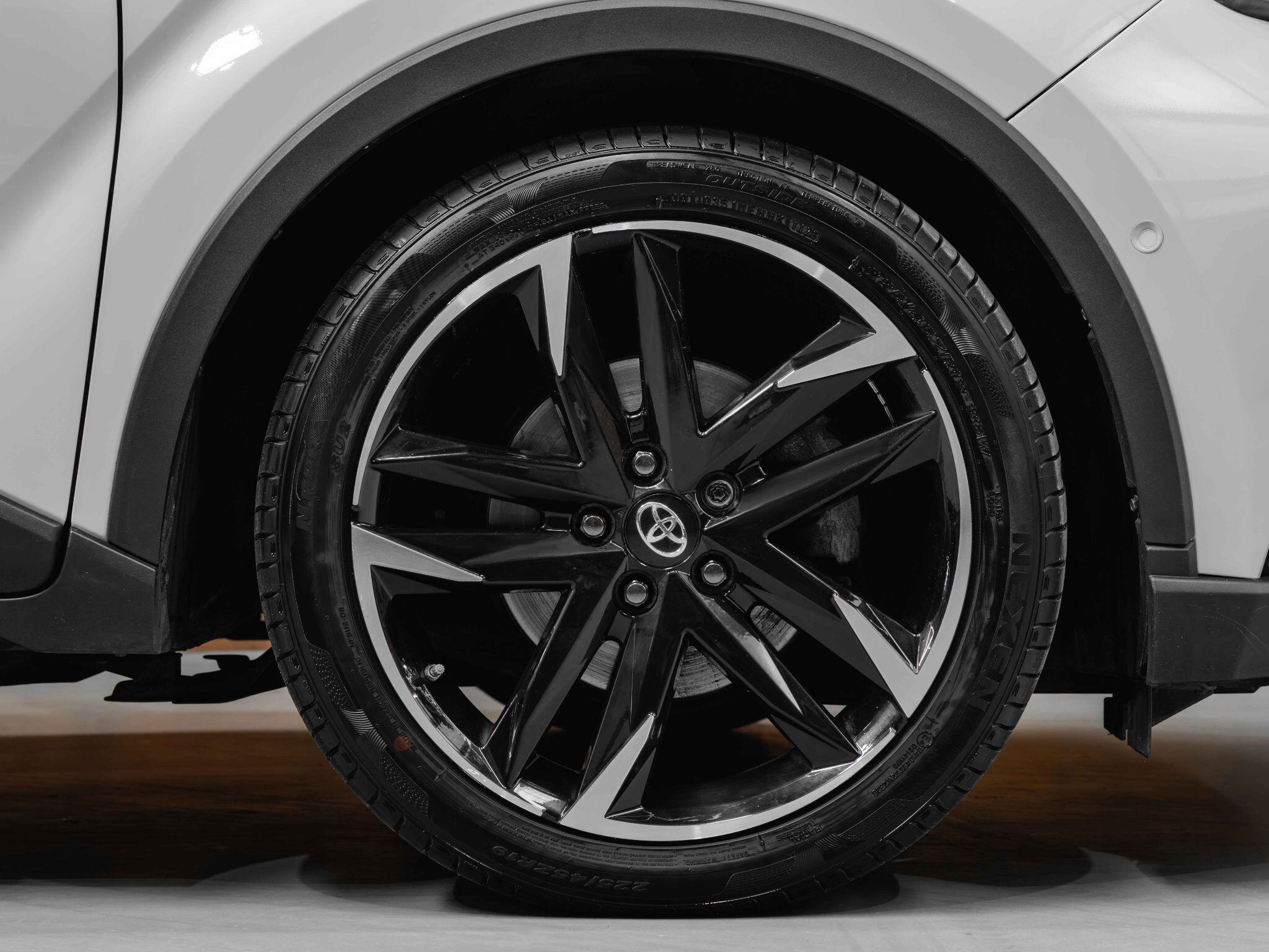 Toyota C-HR - Image 14