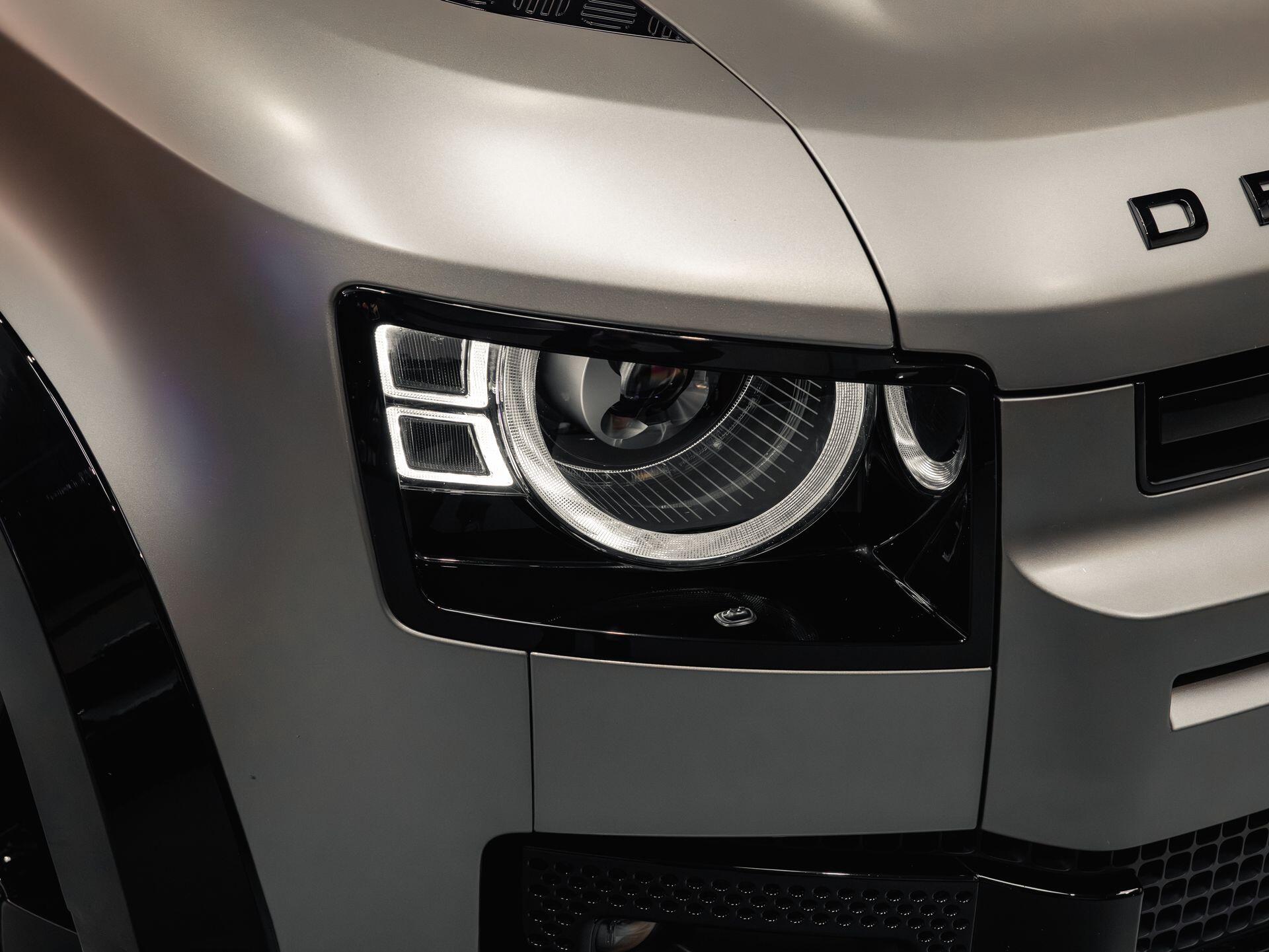 Land Rover Defender 90 - Image 26