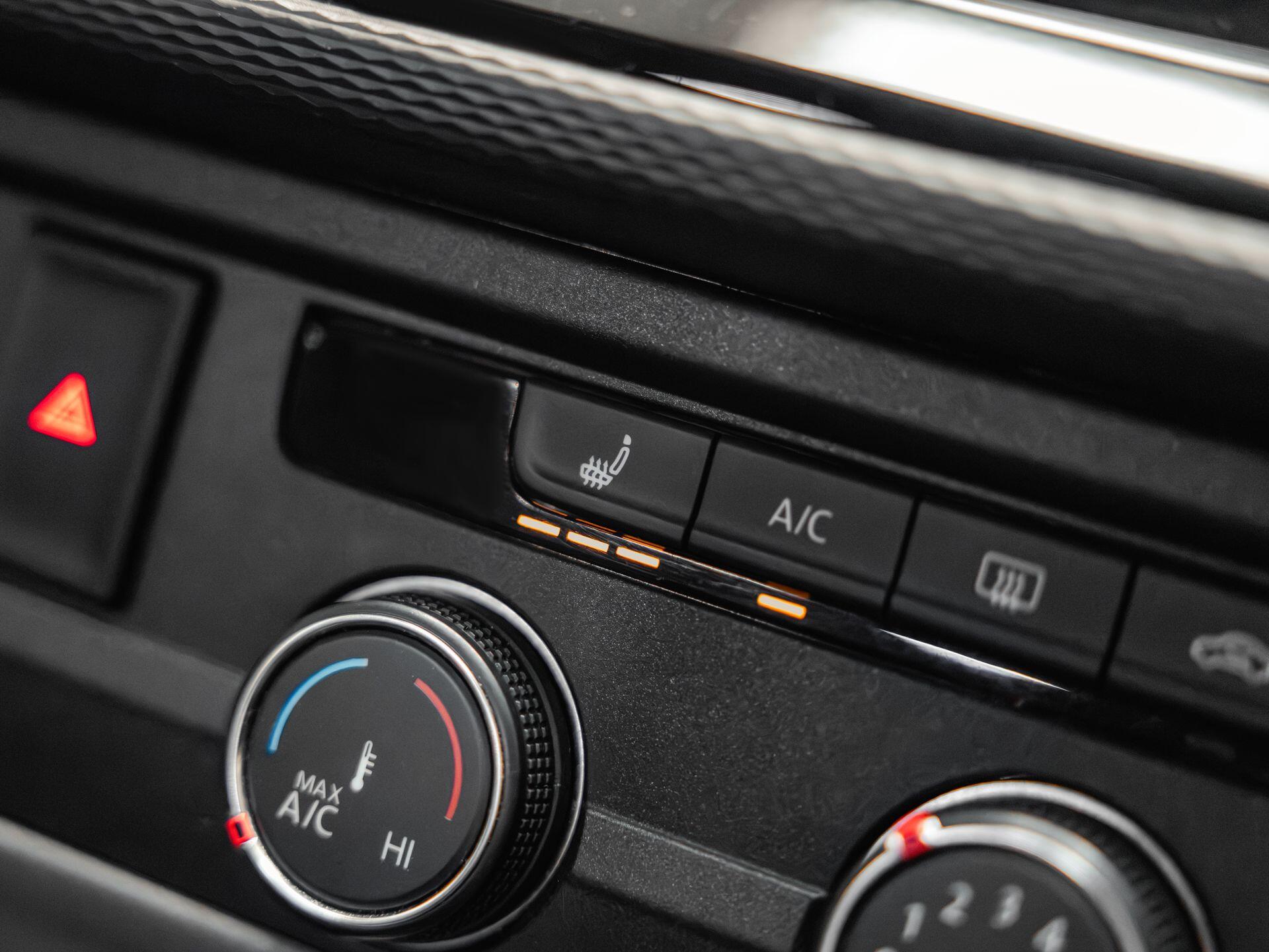 Volkswagen Transporter - Image 10