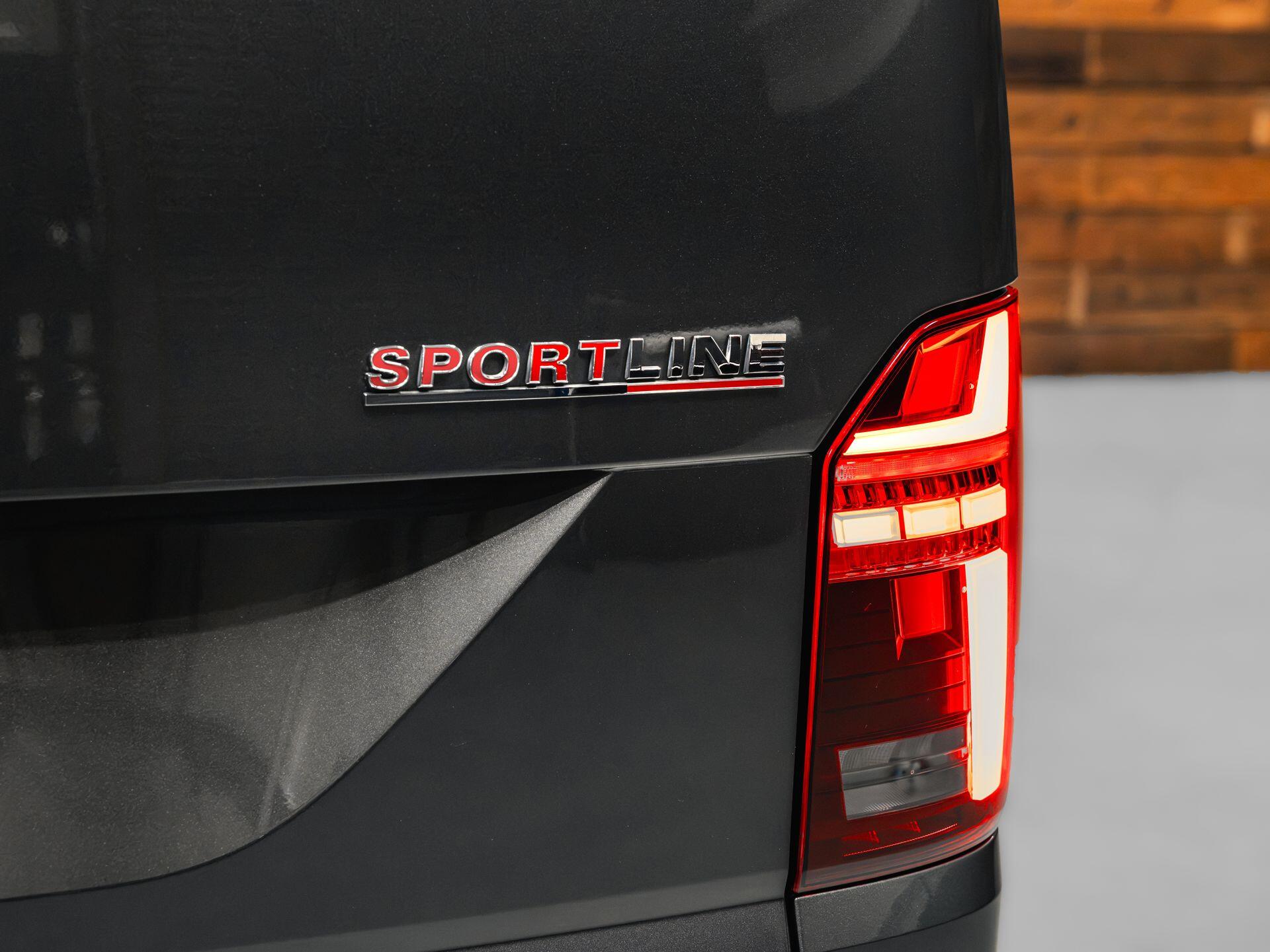 Volkswagen Transporter - Image 30