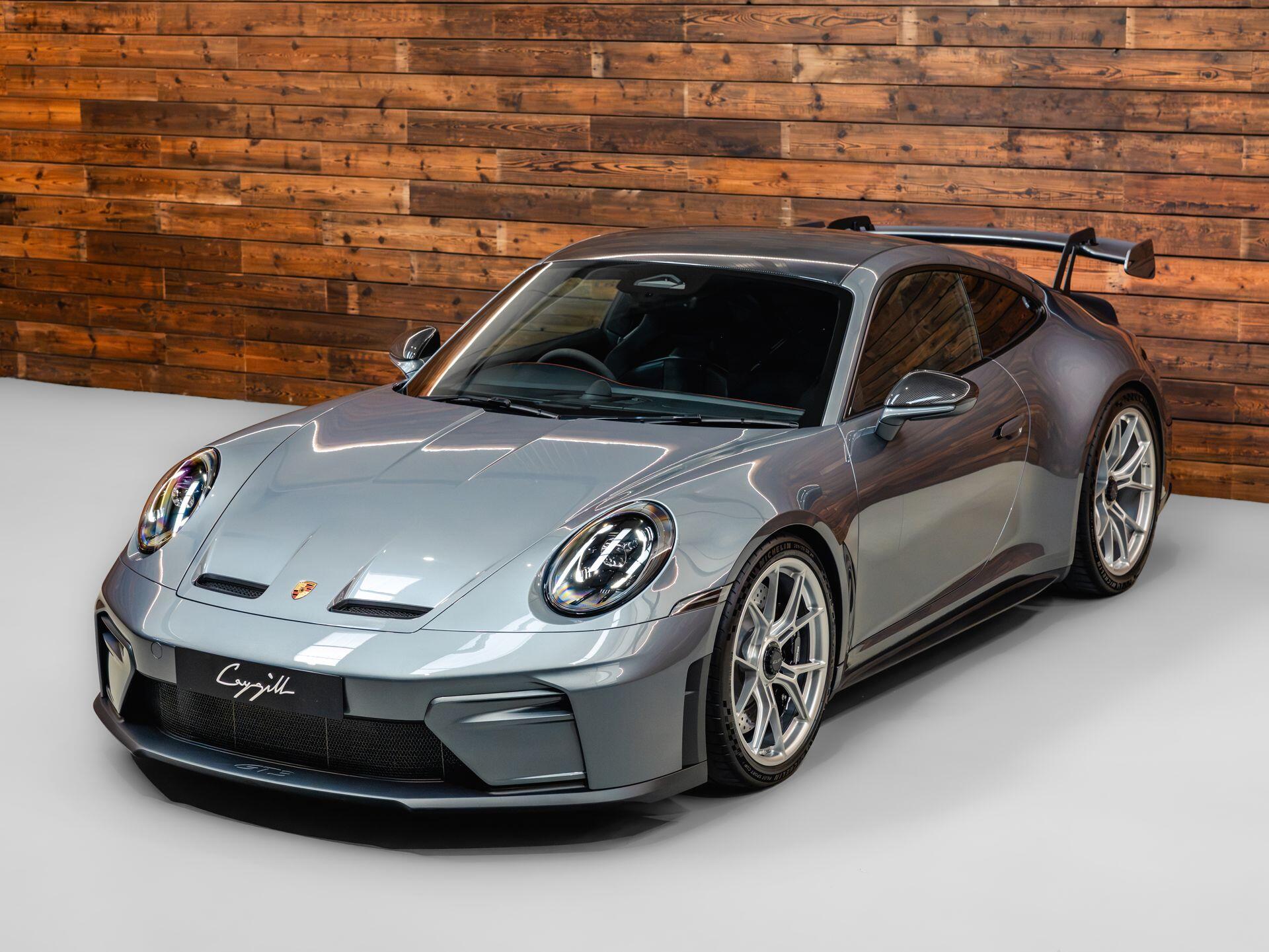 Porsche 911 - Image 4