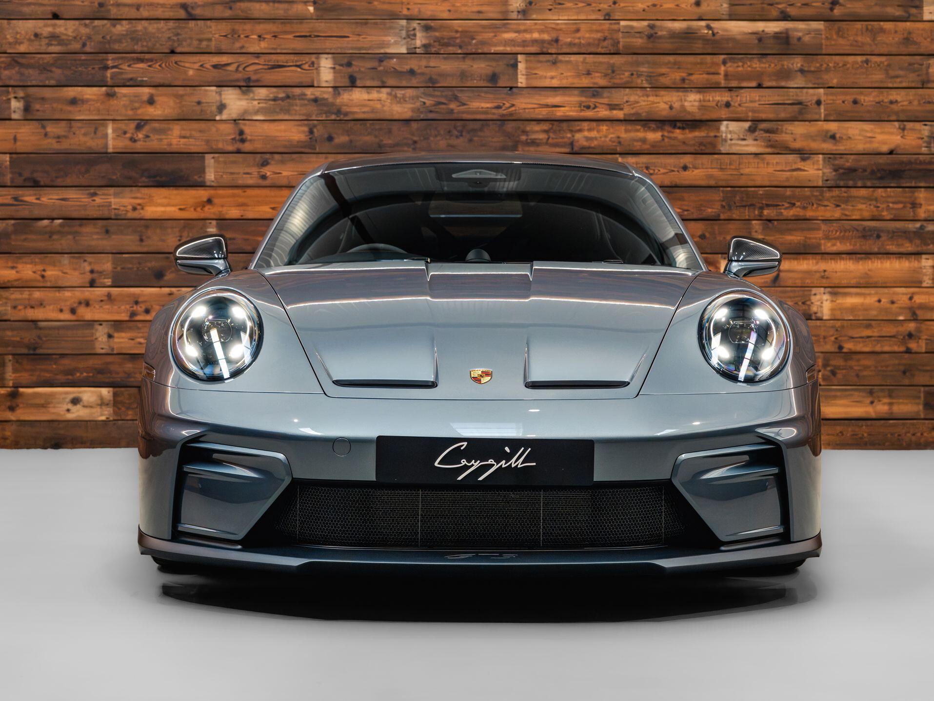 Porsche 911 - Image 2