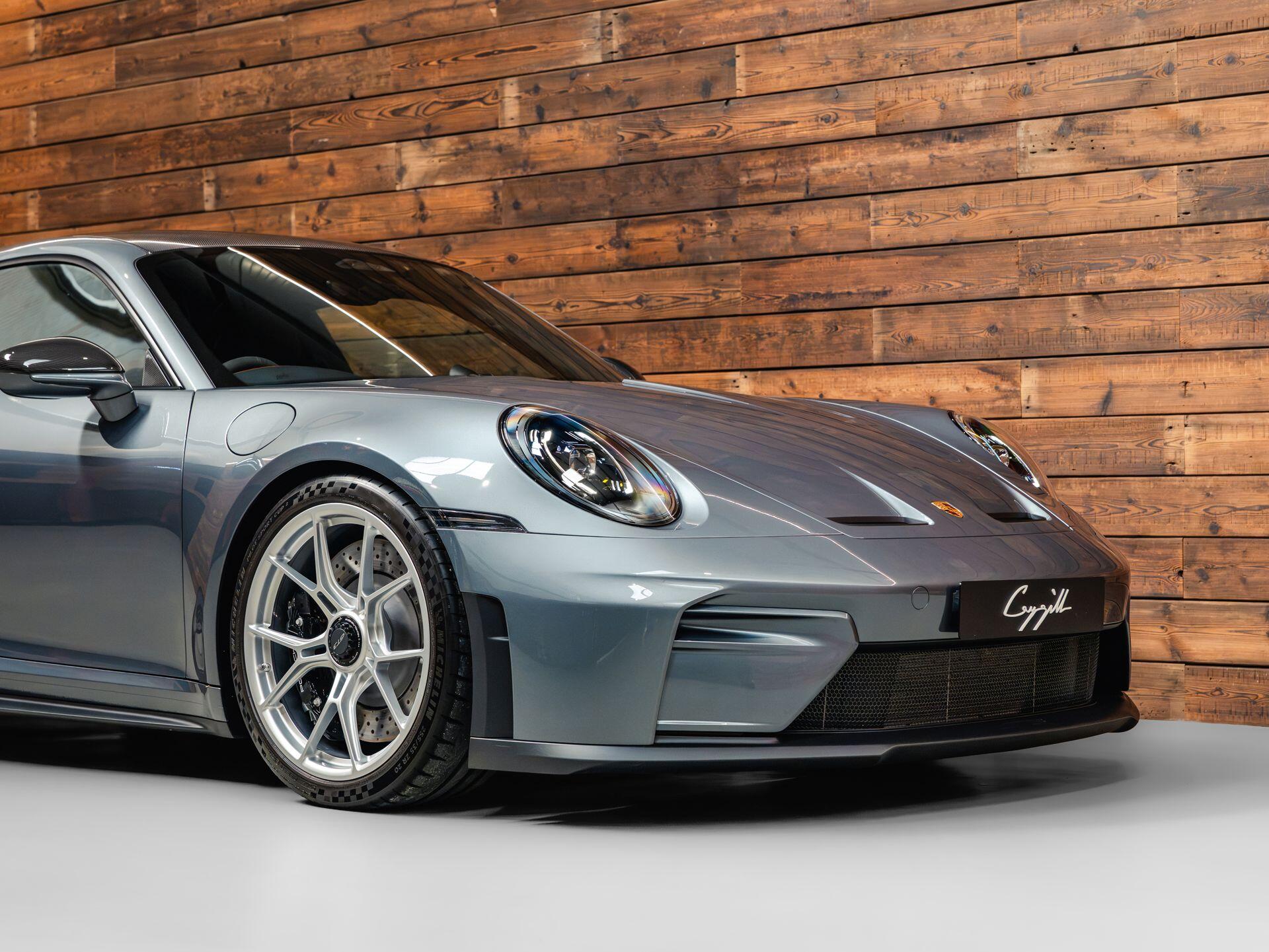 Porsche 911 - Image 6