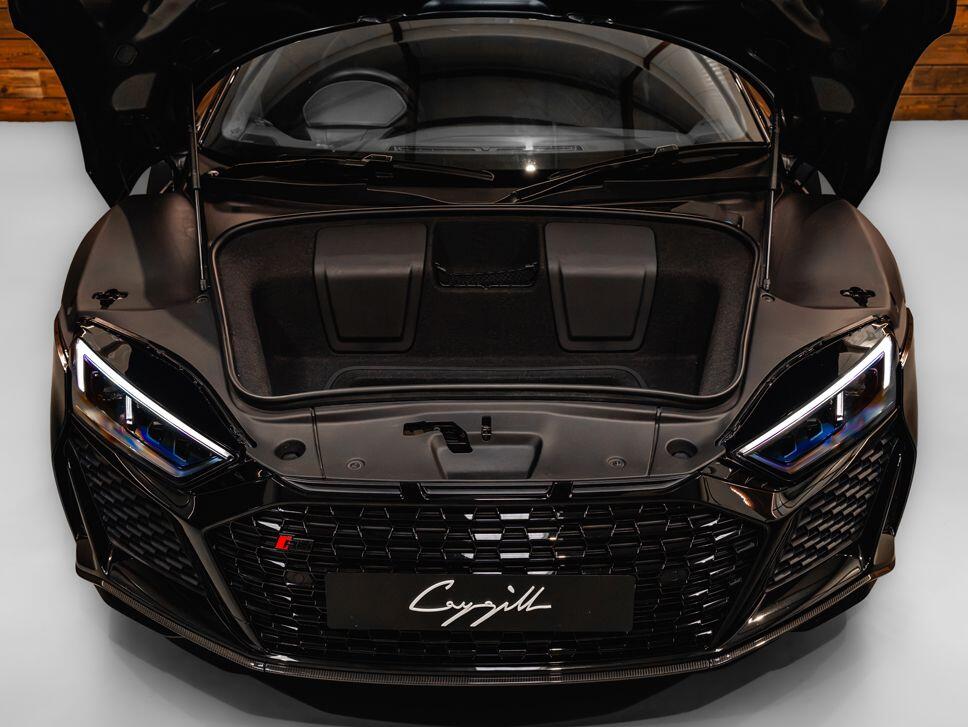Audi R8 - Image 23