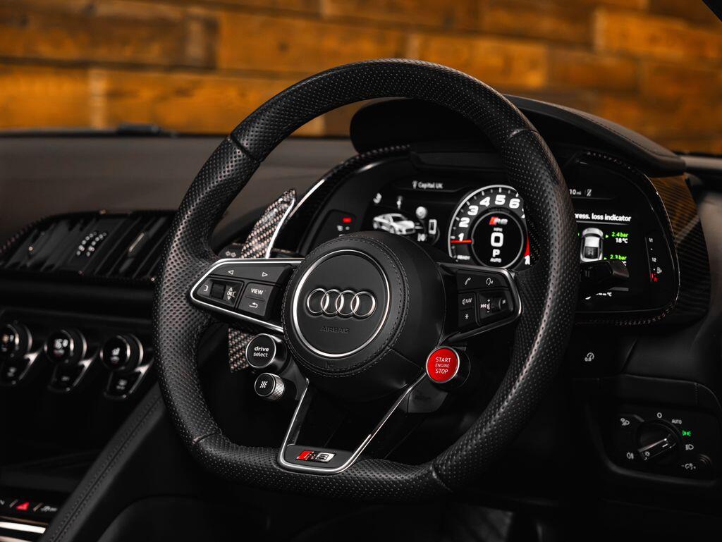 Audi R8 - Image 24