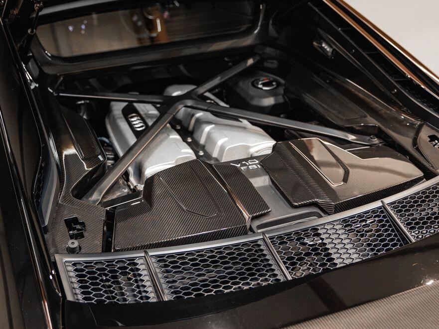 Audi R8 - Image 20