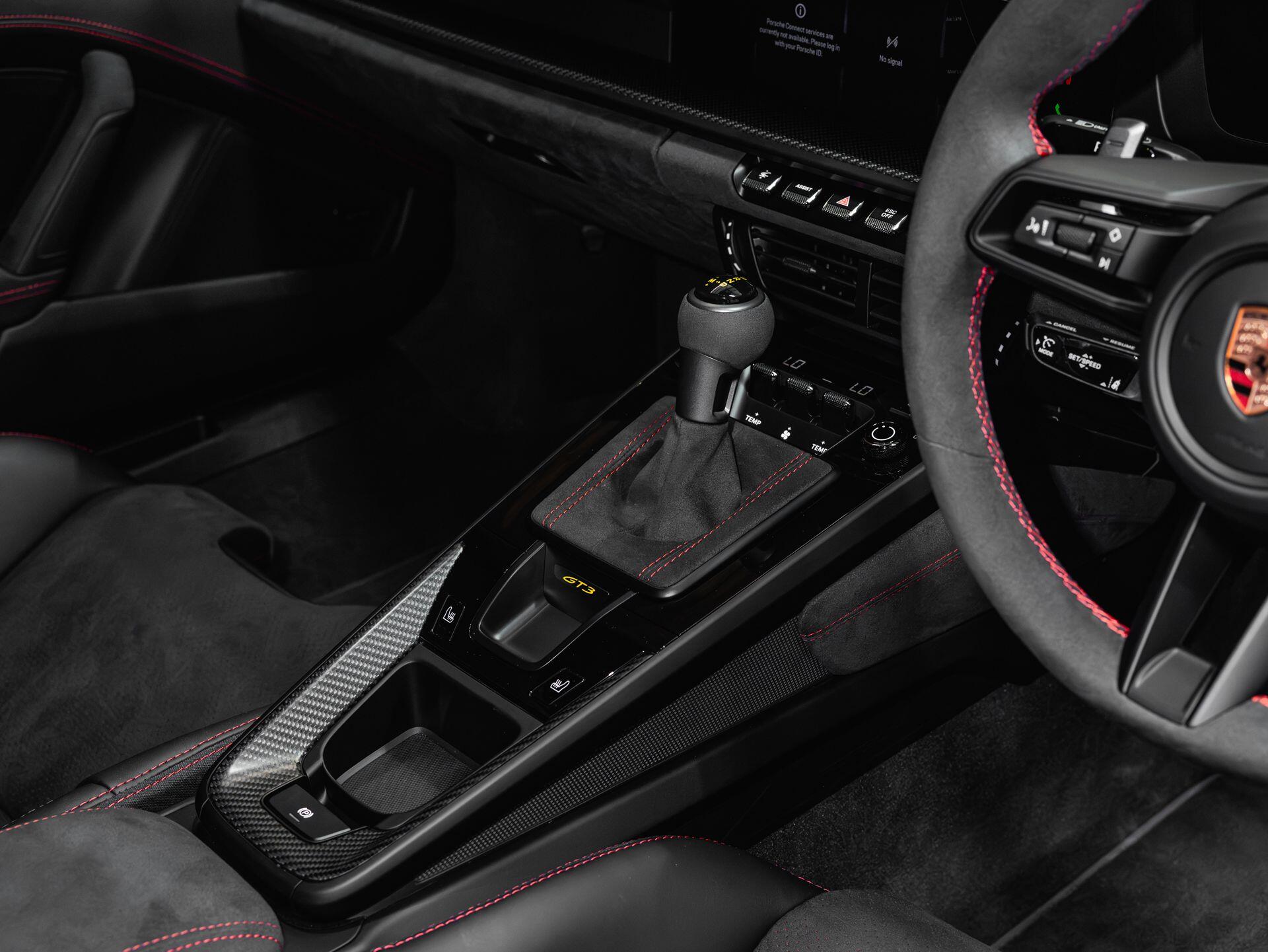 Porsche 911 - Image 31