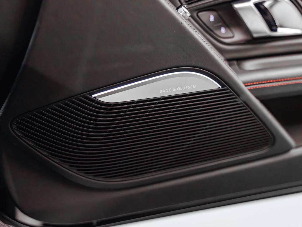 Audi R8 - Image 27