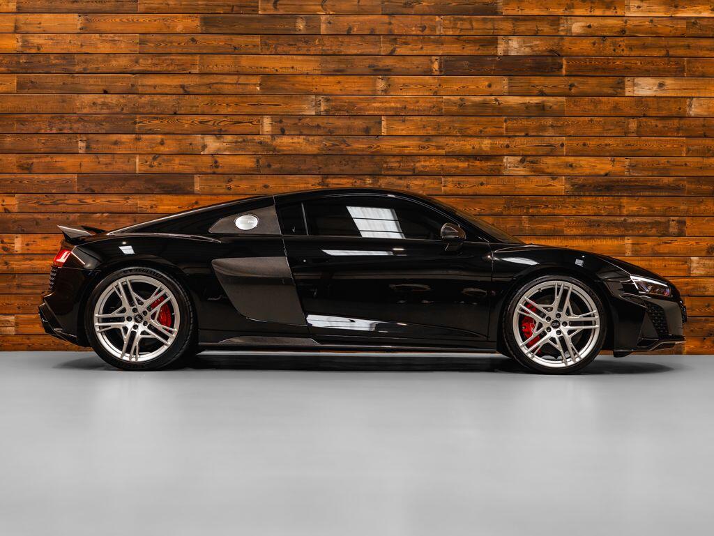 Audi R8 - Image 6